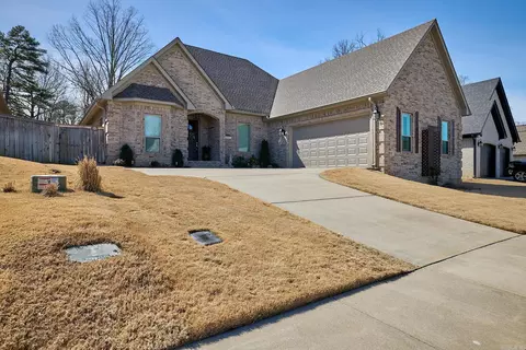 Exterior - 2307 Abigail Dr, Bryant, AR 72019 photo 2 of 10