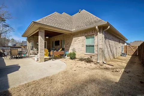 Exterior - 2307 Abigail Dr, Bryant, AR 72019 photo 4 of 10