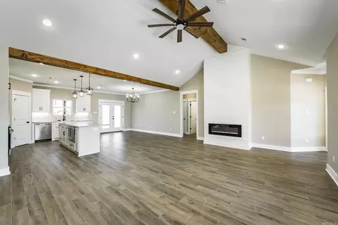 Living - 101 Michelle Dr, Beebe, AR 72012 photo 1 of 4