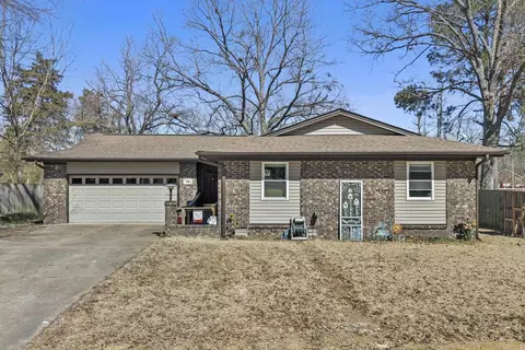 116 Western Hills Dr, Searcy, AR 72143