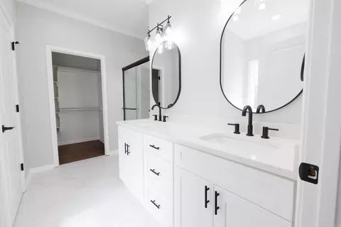 Bath - 8 Hawks Cir, Edgemont, AR 72044 photo 1 of 5