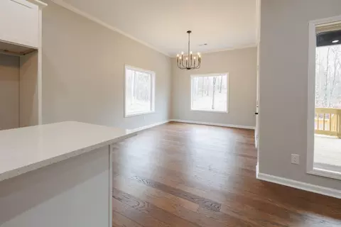 Living - 170 Hawks Cir, Edgemont, AR 72044 photo 4 of 4