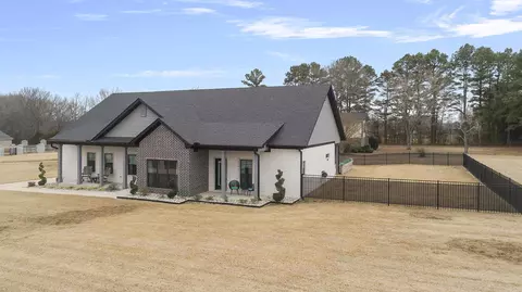 100 W End St, Beebe, AR 72012 photo 3