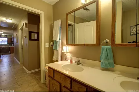 407 Mildred St, Conway, AR 72034 photo 14