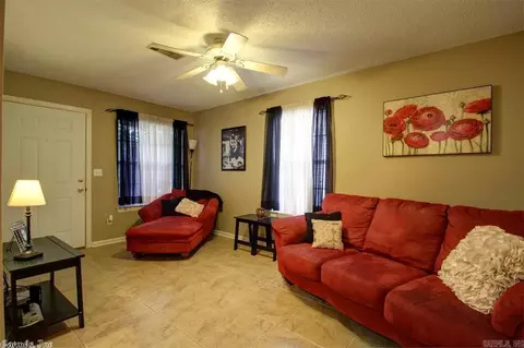 407 Mildred St, Conway, AR 72034 photo 8