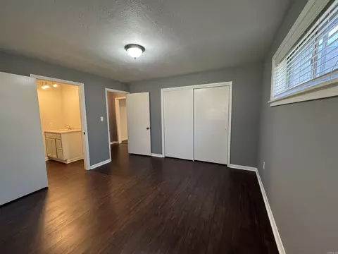 Bedroom - 424 E Sevier St, Benton, AR 72015 photo 4 of 5
