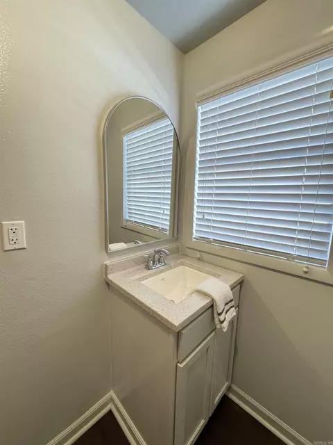 Bath - 424 E Sevier St, Benton, AR 72015 photo 1 of 4