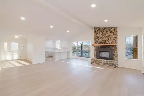 Living - 9709 Glenda Rd, Alexander, AR 72002 photo 6 of 6