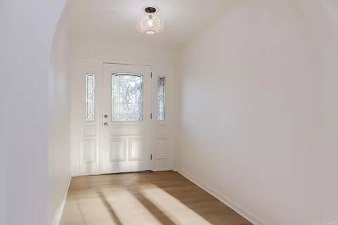 Entry Way - 9709 Glenda Rd, Alexander, AR 72002 photo 2 of 3