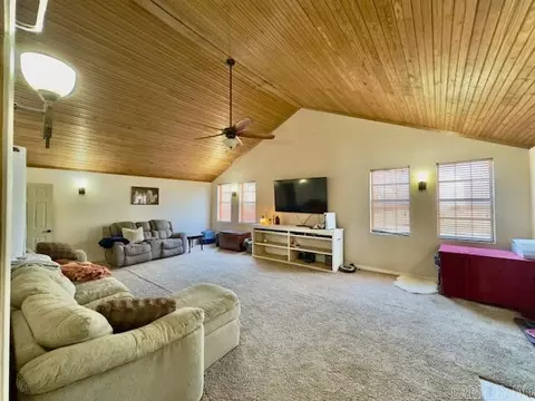 Living - 349 E Pine St, Batesville, AR 72501 photo 1 of 1