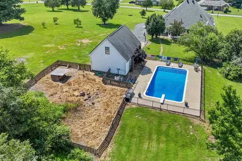 Exterior - 111 Martha Jean Ln, Beebe, AR 72012 photo 5 of 6