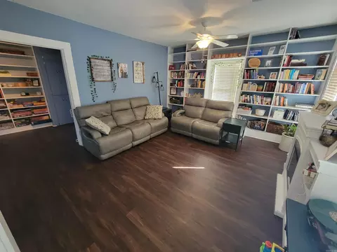 1422 Mitchell St, Conway, AR 72034 photo 4