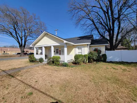 1422 Mitchell St, Conway, AR 72034 photo 1