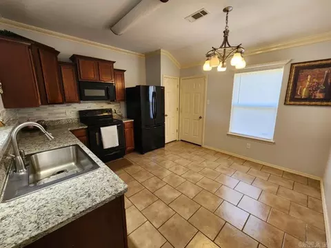 14518 Woodside Place Dr, Alexander, AR 72002 photo 6