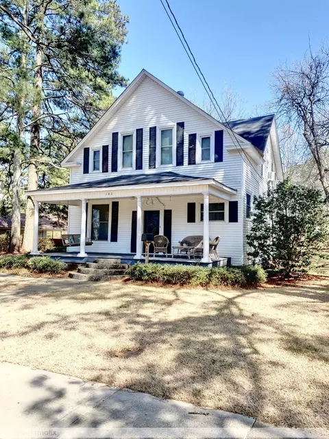 102 N Bradley St, Warren, AR 71671