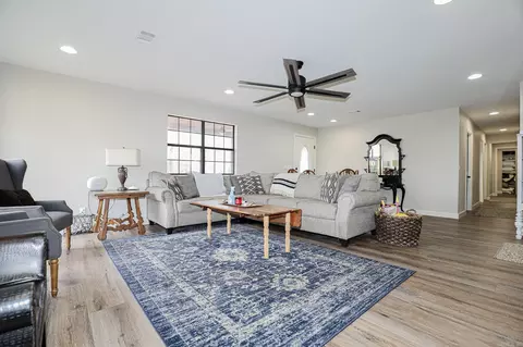 Living - 15500 Dusky Ln, Bauxite, AR 72011 photo 2 of 3