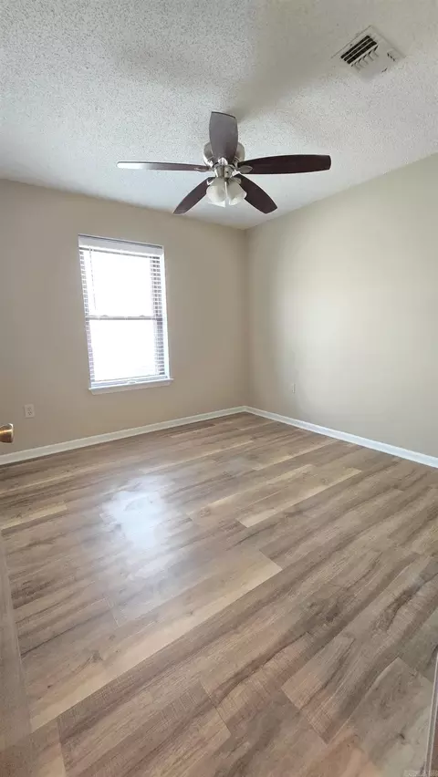 22 Fair Oaks Dr, Conway, AR 72034 photo 16