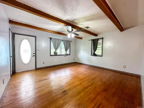 464 3rd St, Clinton, AR 72031 photo 3