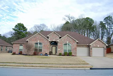 5300 Charles Ct, Bryant, AR 72022