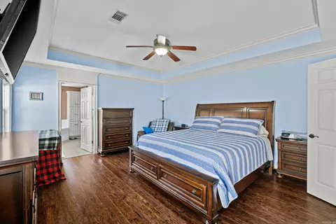 Bedroom - 500 Llama, Searcy, AR 72143 photo 1 of 8