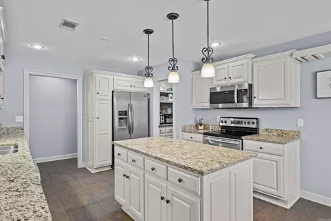 Kitchen - 500 Llama, Searcy, AR 72143 photo 1 of 4