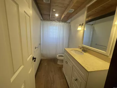 Bath - 82 Herpel Rd, Mountain View, AR 72560 photo 2 of 2