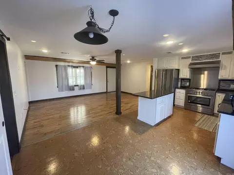 Living - 82 Herpel Rd, Mountain View, AR 72560 photo 1 of 2