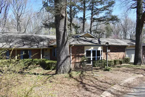 1202 N Hayes, Searcy, AR 72143