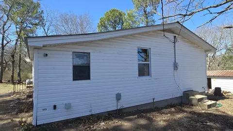 2430 Claxton Loop, Batesville, AR 72501 photo 2