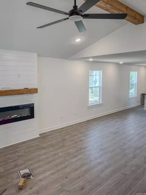 817 Lewis Ave, Bauxite, AR 72011 photo 4