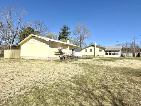 1114 Maple Dr, Mountain View, AR 72560 photo 2
