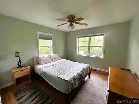 Bedroom - 1605 Maple Dr, Mountain View, AR 72560 photo 5 of 5
