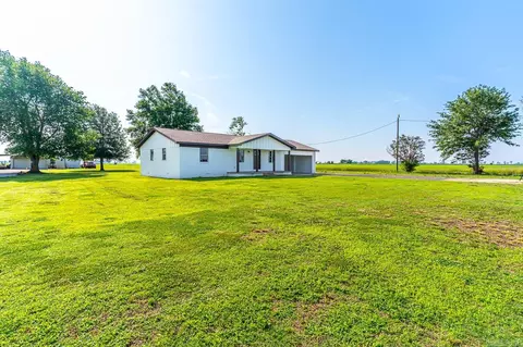 Exterior - 11264 Maple Grove Ln, Trumann, AR 72472 photo 4 of 8