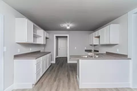 Entry Way - 11264 Maple Grove Ln, Trumann, AR 72472 photo 1 of 4