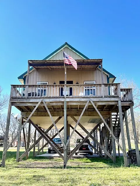 89 E B E Valley Dr, Hardy, AR 72542