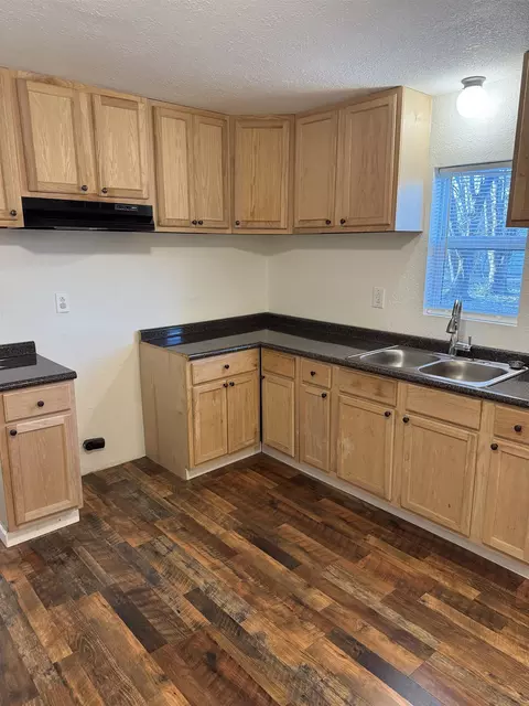 2012 Bradley St, Kennett, MO 63857 photo 2