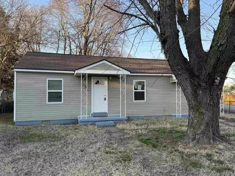 2012 Bradley St, Kennett, MO 63857 photo 1
