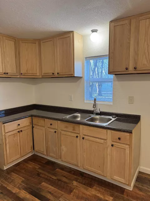 2012 Bradley St, Kennett, MO 63857 photo 3