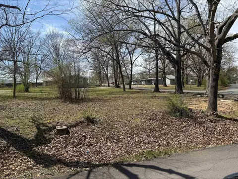 715 N 3rd St, Cabot, AR 72023 photo 2