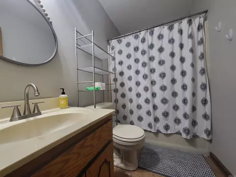 Bath - 24 Newcastle Dr, Cabot, AR 72023 photo 1 of 3