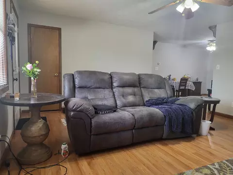 Living - 24 Newcastle Dr, Cabot, AR 72023 photo 2 of 4