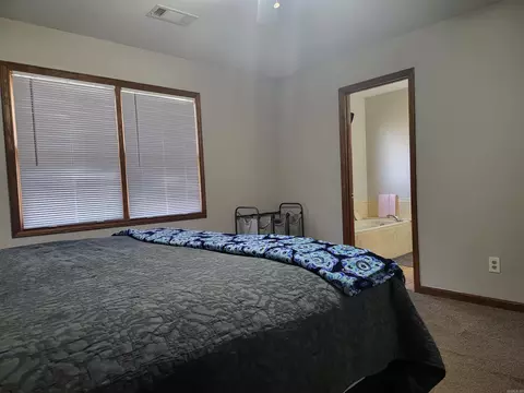 Bedroom - 24 Newcastle Dr, Cabot, AR 72023 photo 4 of 4
