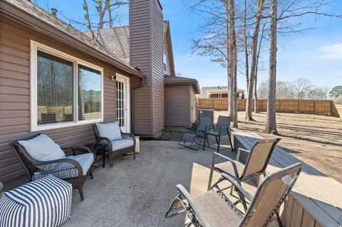 Exterior - 25 Neal St, Bryant, AR 72022 photo 6 of 9
