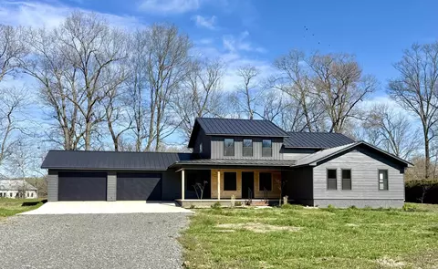 119 E River Dr, Pangburn, AR 72121