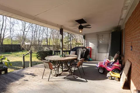 202 Crouch, Benton, AR 72019 photo 31