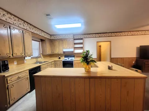 Kitchen - 6901 Camden Cutoff, Pine Bluff, AR 71603 photo 3 of 3