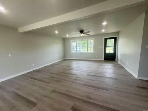 Living - 108 Arnold Rd, Corning, AR 72422 photo 1 of 4