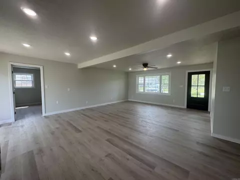 Living - 108 Arnold Rd, Corning, AR 72422 photo 2 of 4