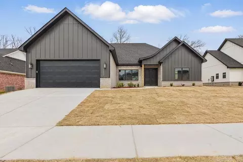 4822 Coronell Way, Bryant, AR 72022 photo 1