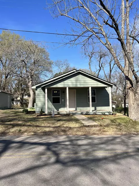 603 N Hickory St, Searcy, AR 72143
